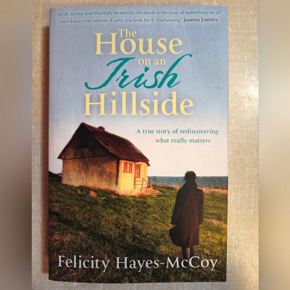 Books The House on an Irish Hillside Felicity Hayes-McCoy Paperback - Picture 1 of 5